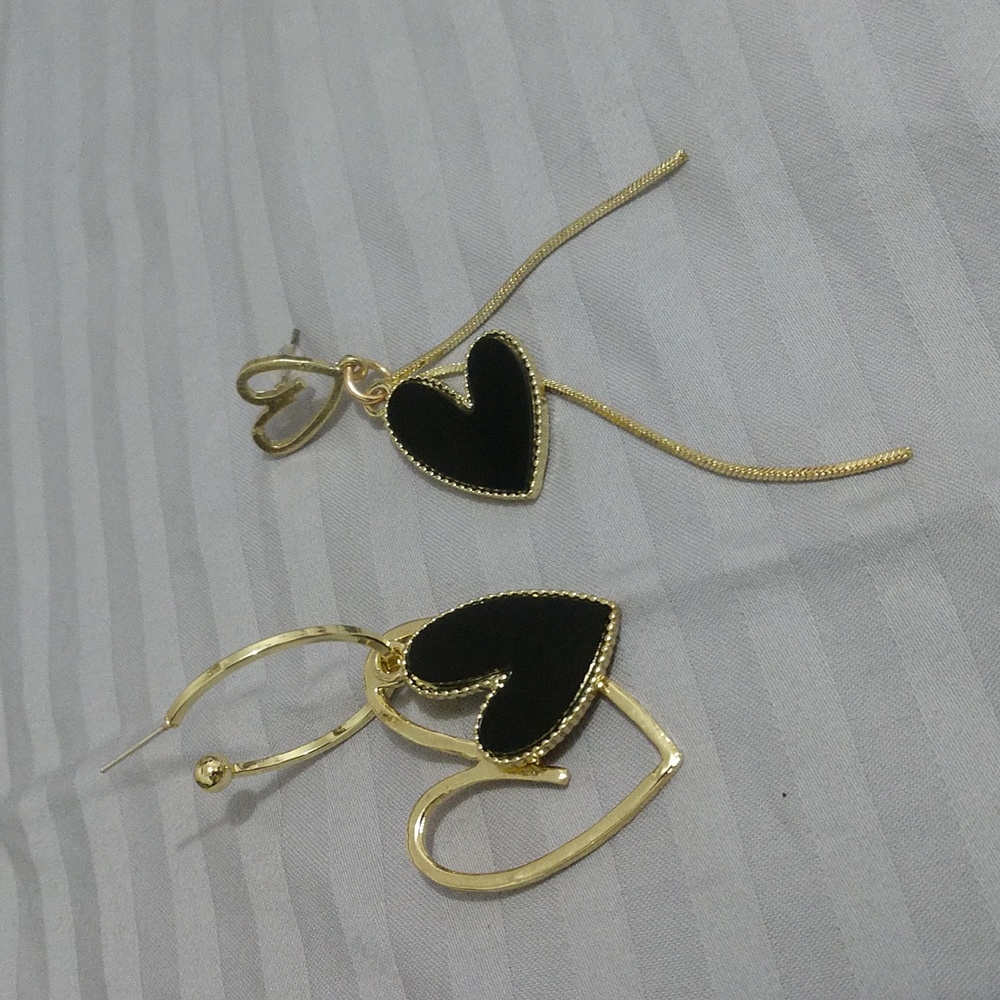 Black Heart Earrings Gold-tone Hoop Dangle Mix & Match Asymmetrical Tassel - Picture 3 of 16